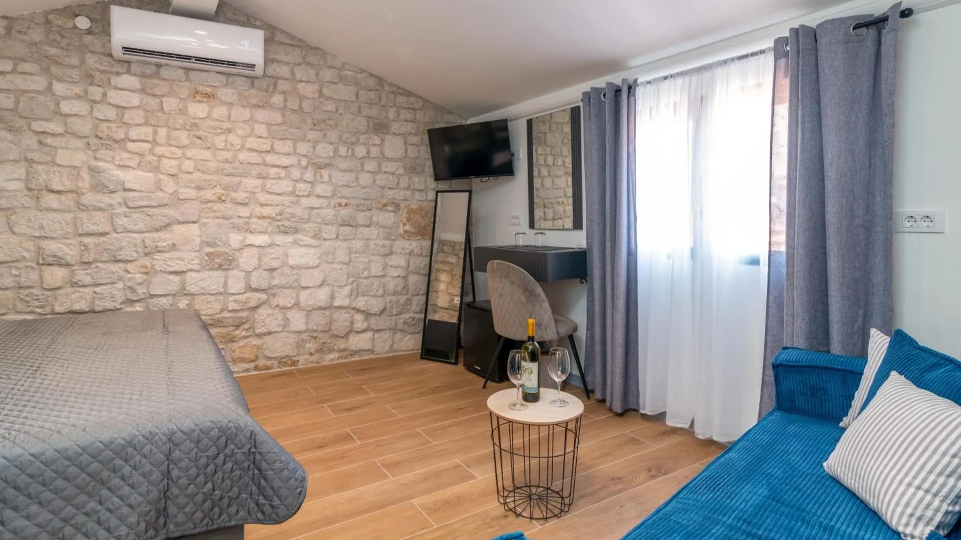 Bed and Breakfast Andreis Luxury Retreat Trogir Bed & Breakfast